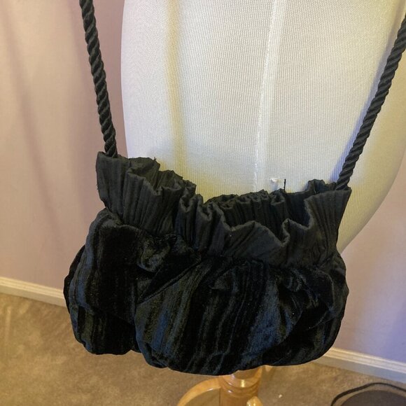 Velvet Purse, Great Aunt Fannie's Attic - Picture 7 of 14